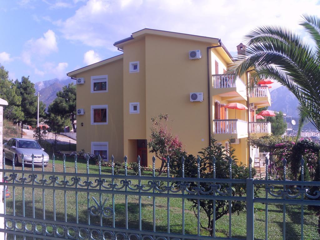 Guest House Morski Val Bar Exterior foto